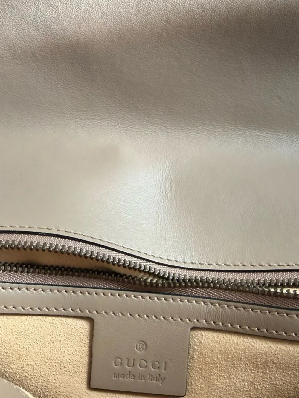 Gucci Taupe Quilted Shoulder Bag with Gold Hardware - Picture 4 of 6